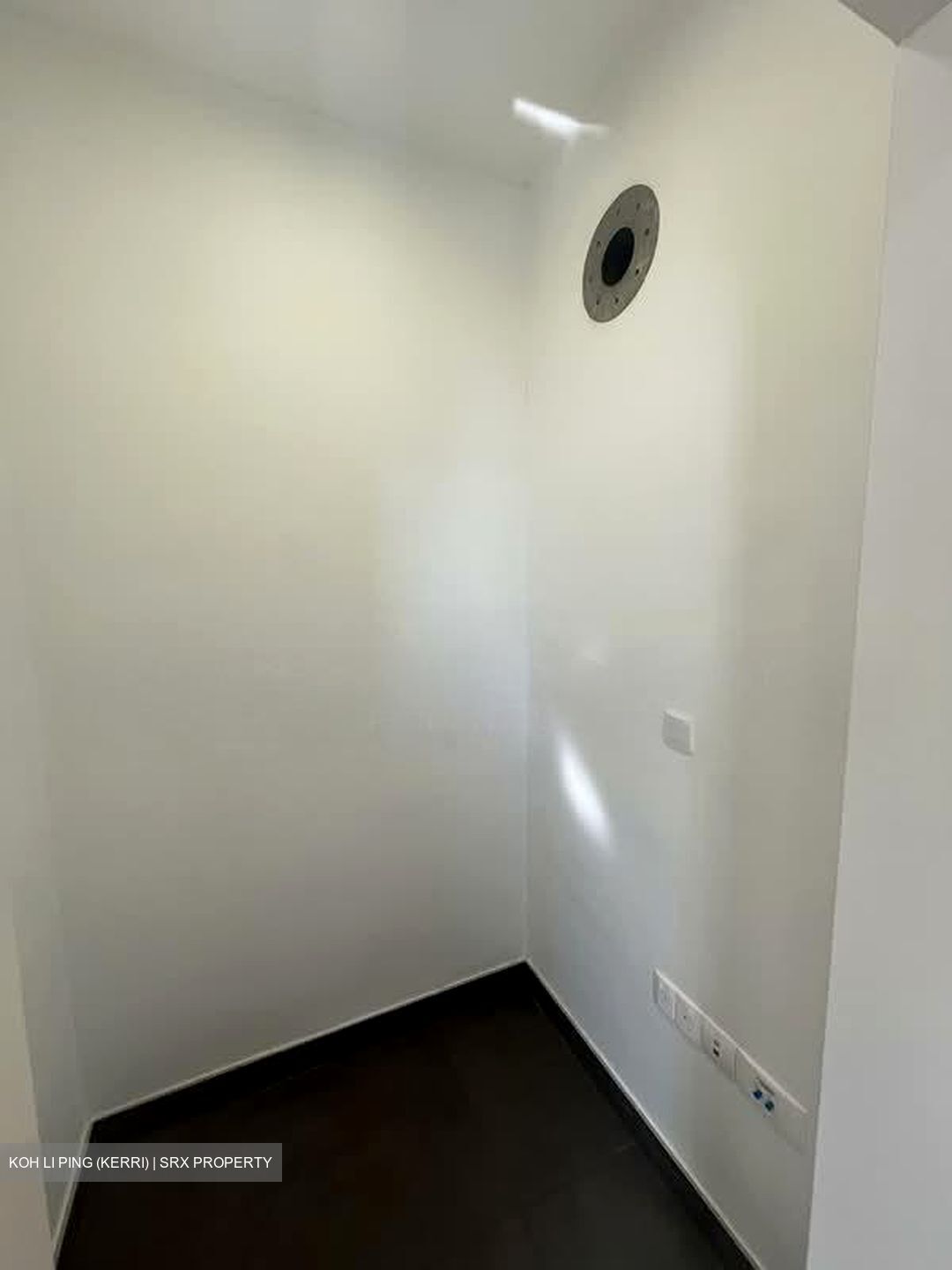City Suites (D12), Apartment #558161461